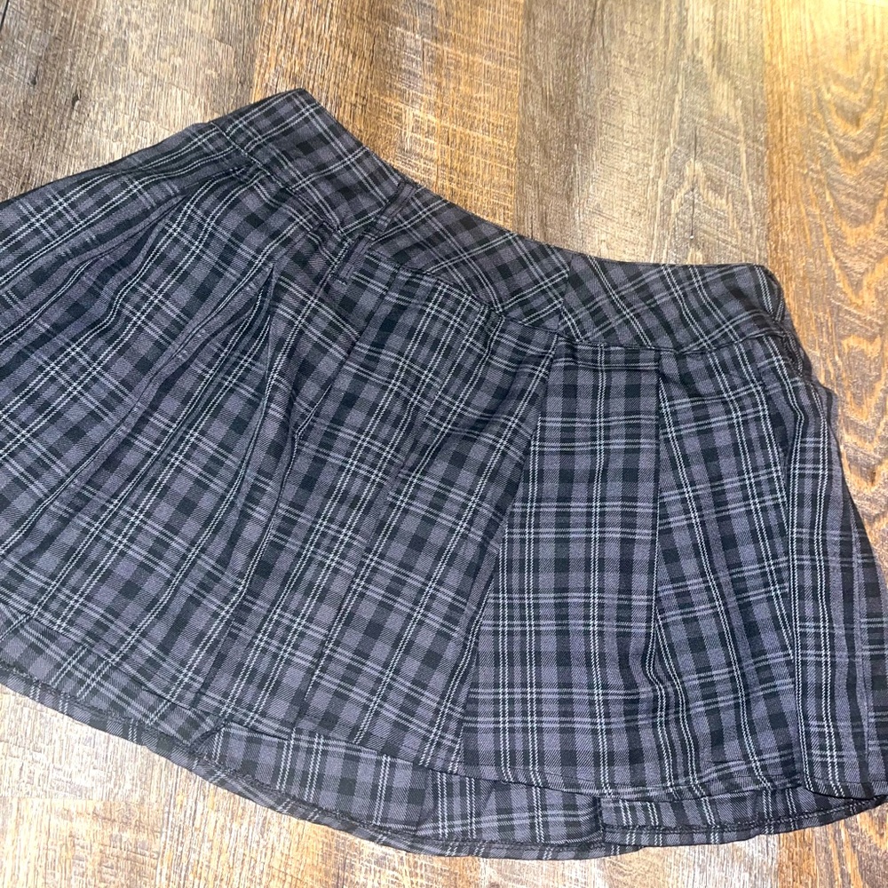 Hot Topic Plaid Skirt